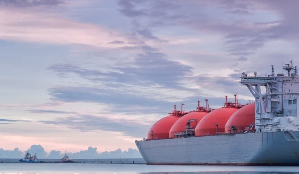 Woodside Energy and Petronas Forge 15-Year LNG Supply Deal