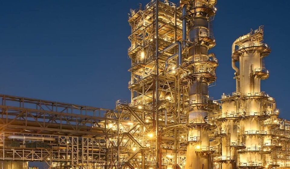 Egypt Locks In Landmark LNG Import Deals With Aramco, Shell, and Trafigura