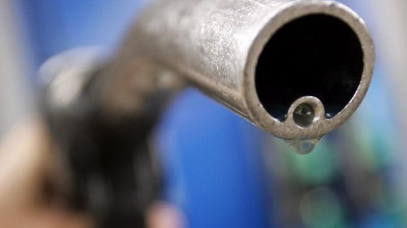 U.S. Gas Prices Dip Ahead of Summer Driving Season