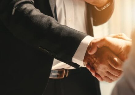 Iraq Seals Major Oil Deal with Chinese Company