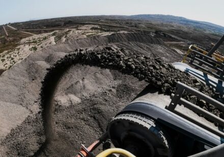 China Coal Production Jumps 3.8% in April
