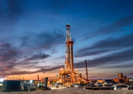 EOG Goes Desert Wildcatting in UAE Shale Play