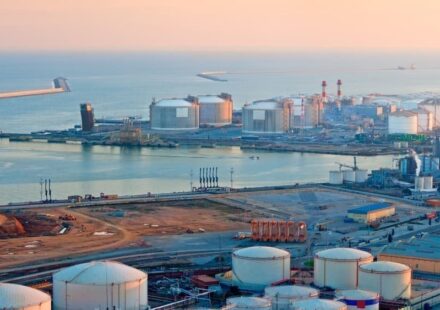Venture Global Pushes Regulators To Greenlight LNG Plant