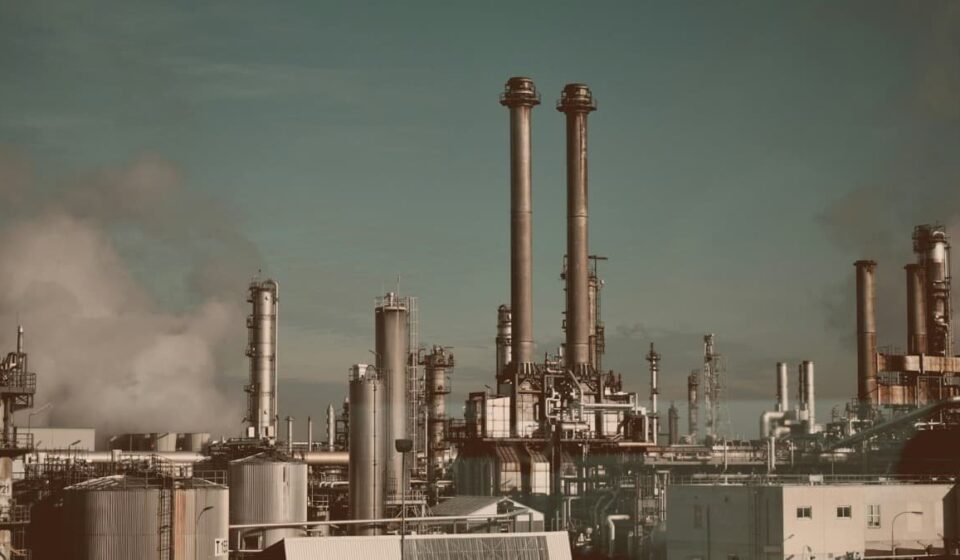 Improved Refining Margins Help Chevron Meet Q1 Profit Estimates
