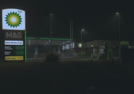 Elliott Management Urges BP to Cut Spending