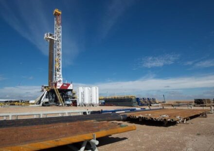 American Shale Chief Tells Peers to Stop Drilling 'Right Away