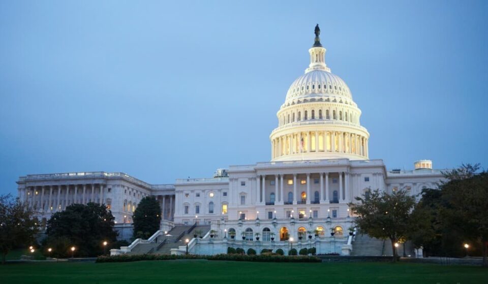 U.S. Senators Plan 500% Tariff on Russian Energy Buyers If Peace Talks Stall