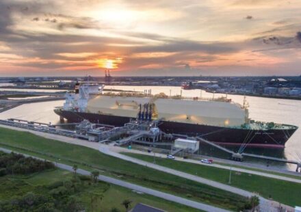 Trump Unleashes LNG and Drilling Free-for-All