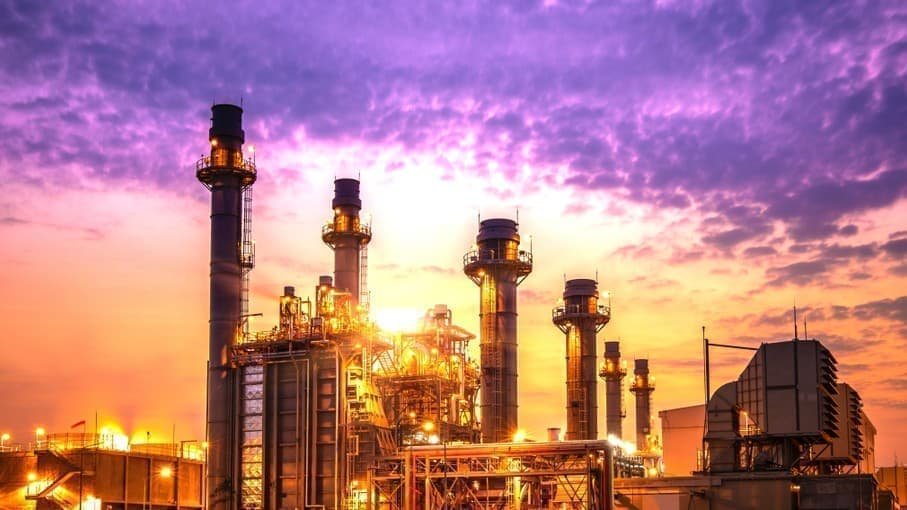 Chevron’s Q4 Earnings Miss Forecast as Refining Swings to Loss