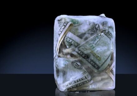Trump Freezes Department of Energy’s $50 Billion Budget
