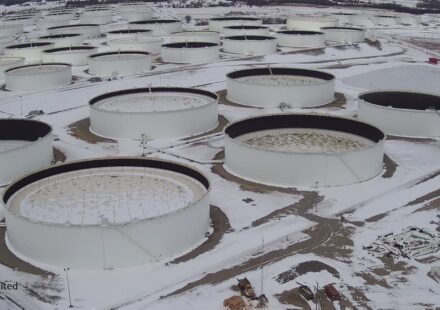 Oil Moves up on Inventory Dip