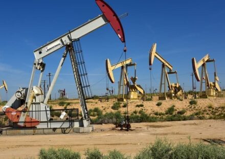 Oman’s State Oil Firm Plans More Unit Listings After Record IPO