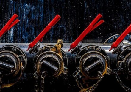 Oil Executives Predict Another Dull Year In 2026