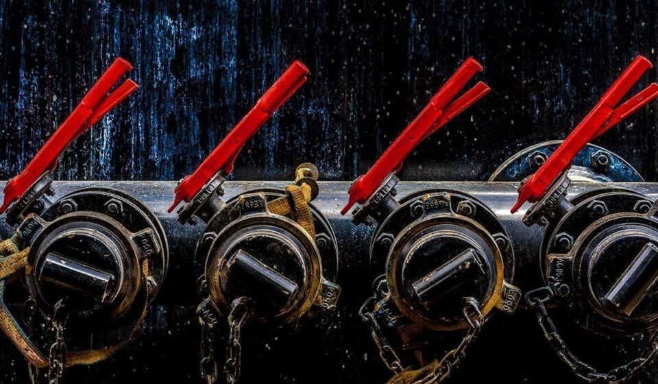 Oil Executives Predict Another Dull Year In 2026