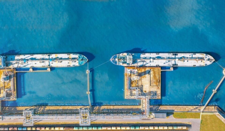 Pakistan Races for Emergency LNG as Strait of Hormuz Traffic Stalls