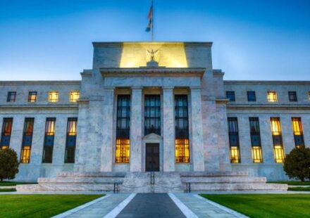 Fed Sees Oil Prices Cooling Despite Renewed Iran War