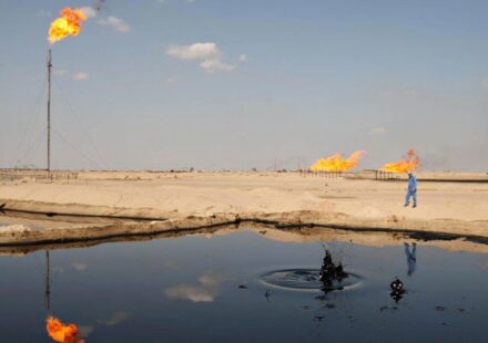 Chevron Moves Closer to Iraq's Biggest Oil Prize—and a Hormuz Exit Strategy