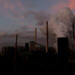 Промышленные фирмы предупреждают, что пересмотр выбросов углекислого газа в ЕС может принести пользу загрязнителям