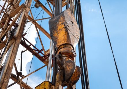 Lion Energy получила одобрение Индонезии на строительство фермы East Seram PSC