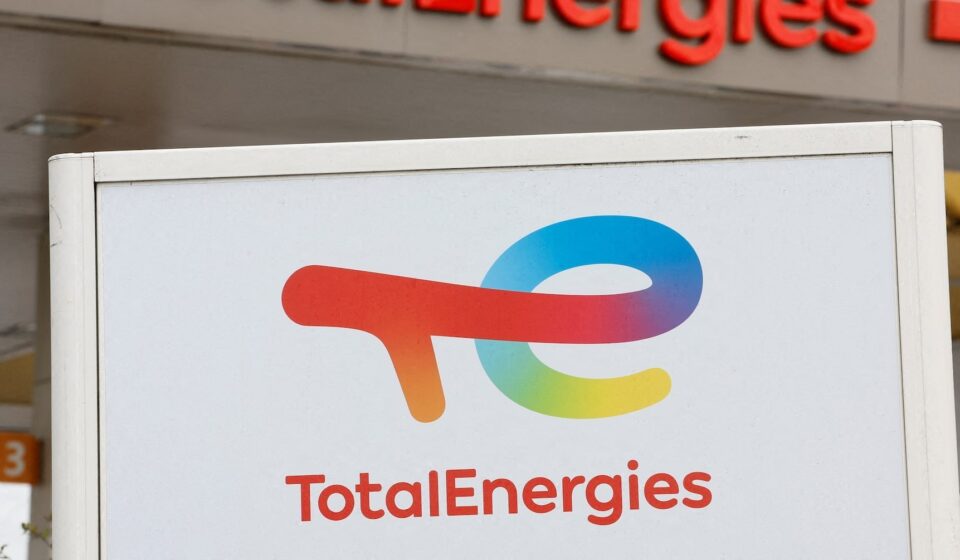 Климатические активисты подали в суд на TotalEnergies и потребовали подробностей о продаже нигерийской нефтяной доли SPDC