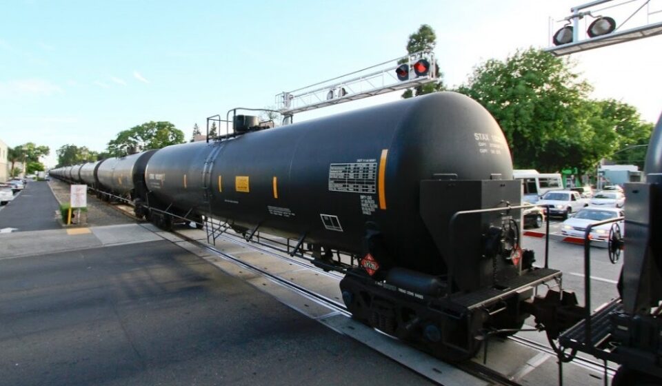 US Crude Oil, Product Inventories Fall Even As Hormuz Traffic Begins to Flow