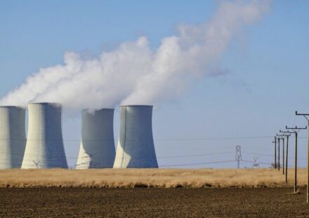 Romania Restarts Coal Plant as Danube Drought Forces Nuclear Shutdown