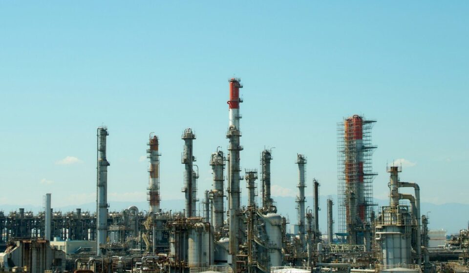 Hormuz Crisis Pushes Asian Refiners Toward U.S. Oil