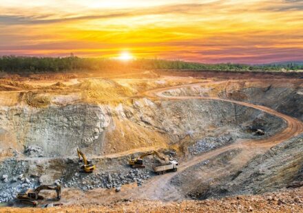 U.S. Moves to Keep Tungsten Scrap and Battery Metals at Home