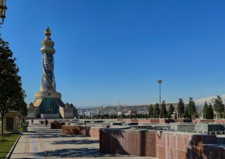 Tajikistan Turns to Iran for Oil as Russian Fuel Supply Collapses