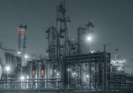 Ukraine Strikes Lukoil's Volgograd Refinery as Drone Attacks Resume