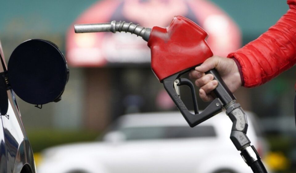 US Crude Oil Inventories See Surprise Build: API