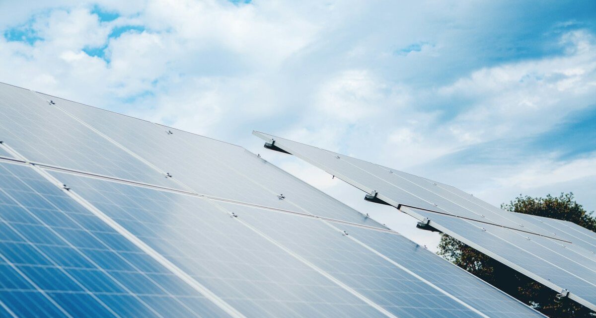 China’s Solar Exports Keep Falling as Beijing Mulls Export Controls
