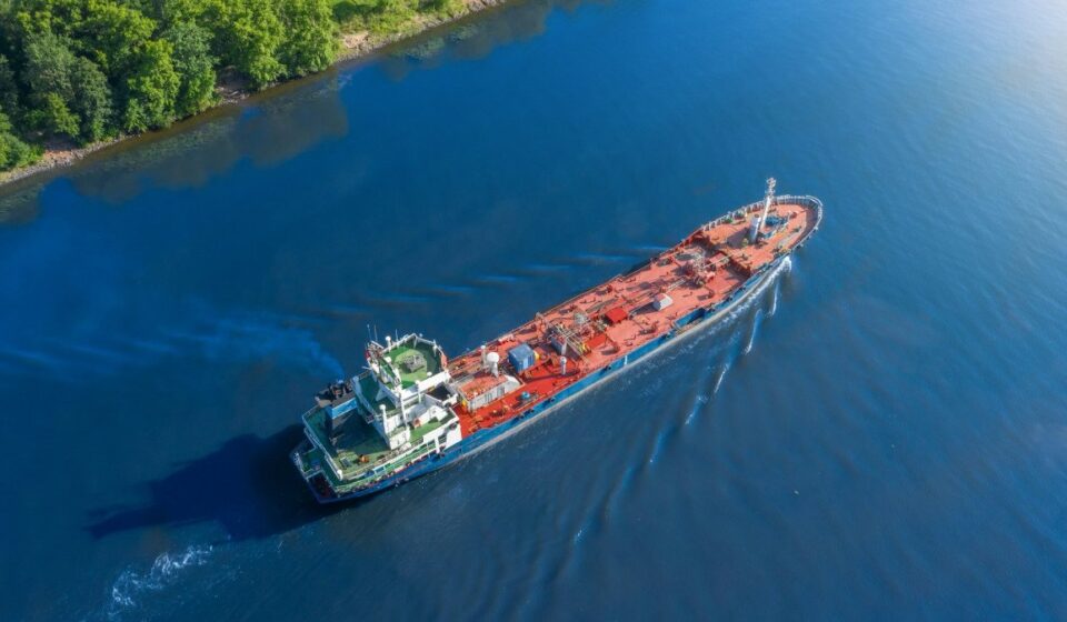 Russia to Send First Diesel Tanker to U.S. on Thursday
