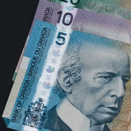 Canada's Inflation Rises to 3.1% as Fuel Oil Prices Jump 58%