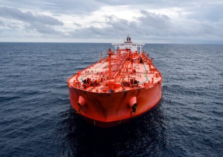 Oil Prices Slip as Trump-Putin Diesel Deal Raises Supply Hopes